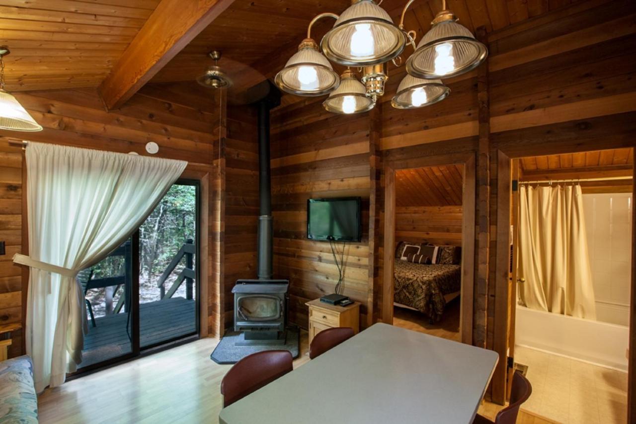 Lake Texoma Camping Resort Cabin 4 Willow Spring ภายนอก รูปภาพ