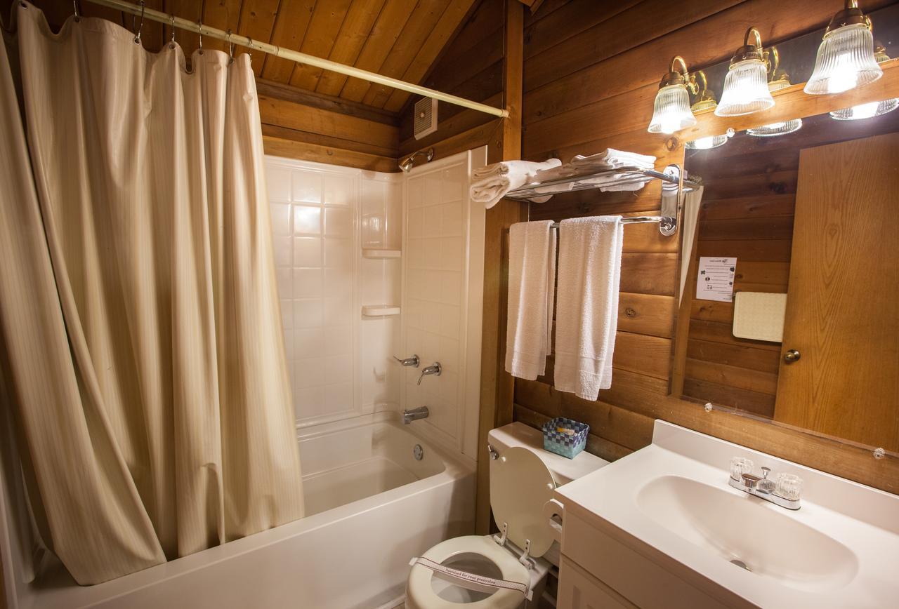 Lake Texoma Camping Resort Cabin 4 Willow Spring ภายนอก รูปภาพ